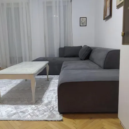 Apartment Apartman Nina *